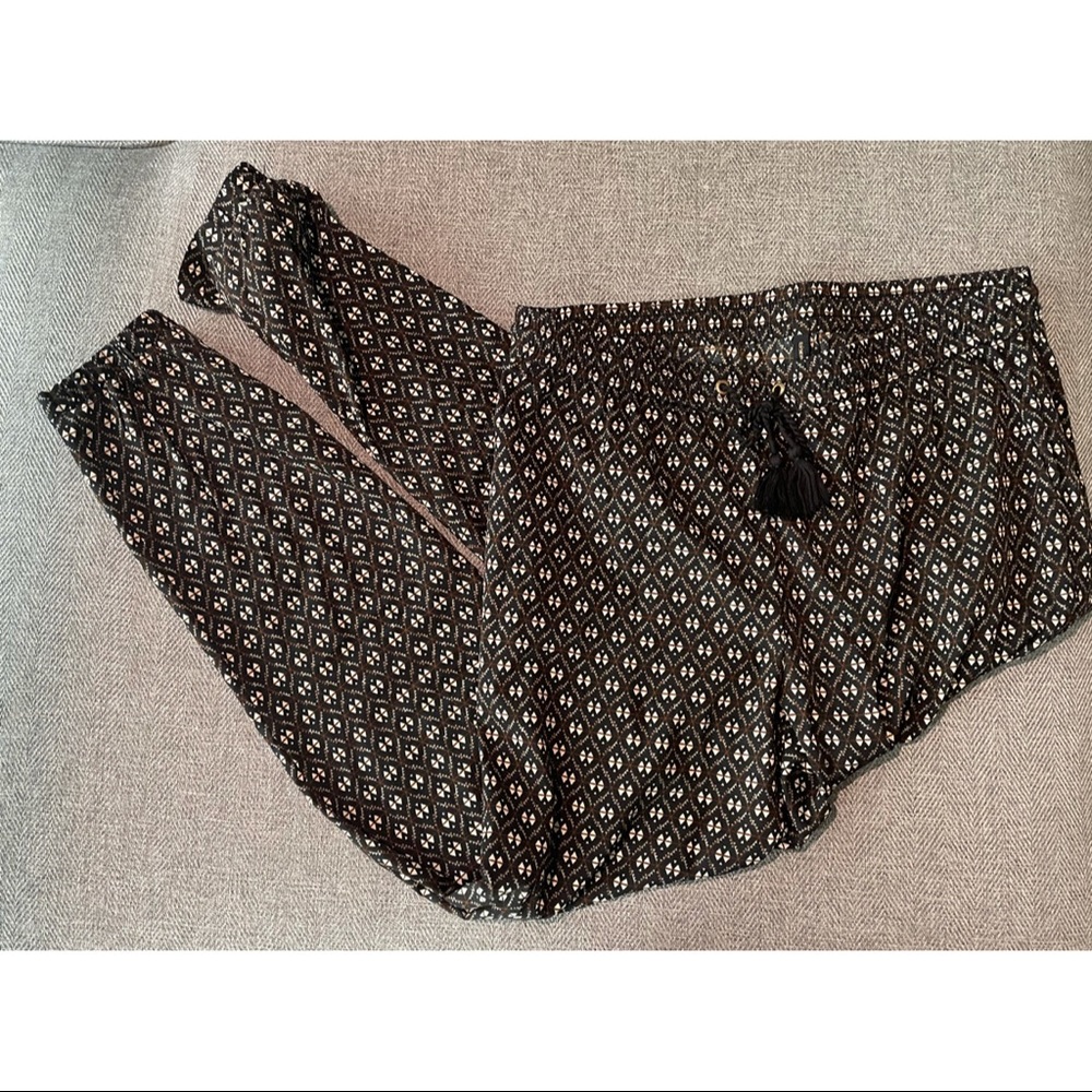 Black Patterned Satin Joggers - Stradivarius - Picture 2 of 6